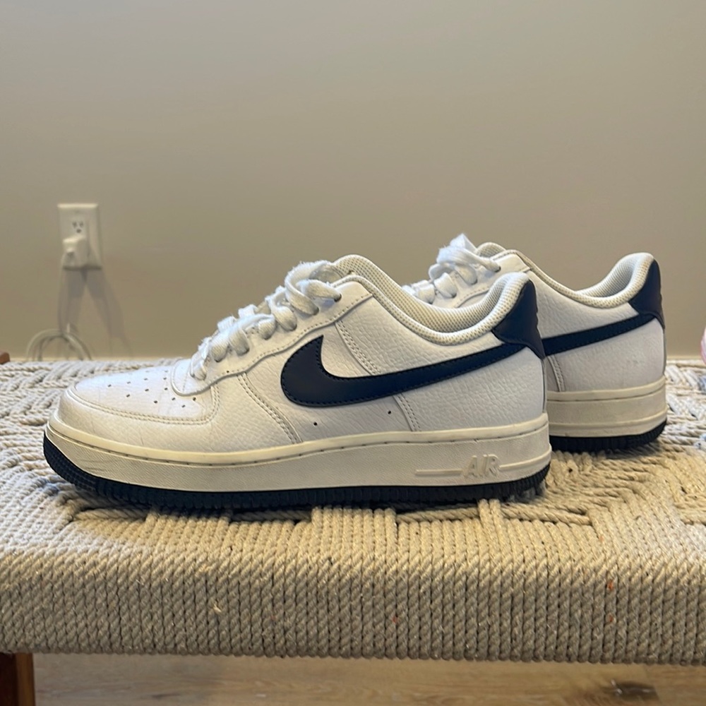 Nike Air Force 1 size 7